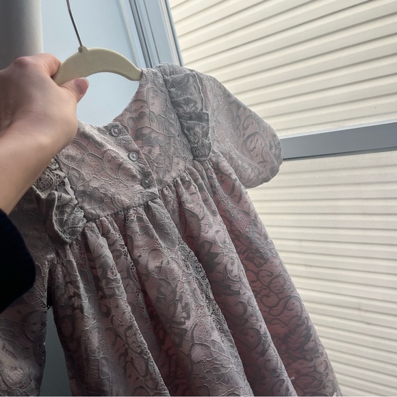 Laura Ashley Light Pink and Gray Lace Dress Girl’s size 5 short sleeve party - Picture 9 of 9
